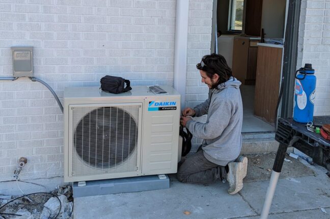 Single-zone Split AC repair